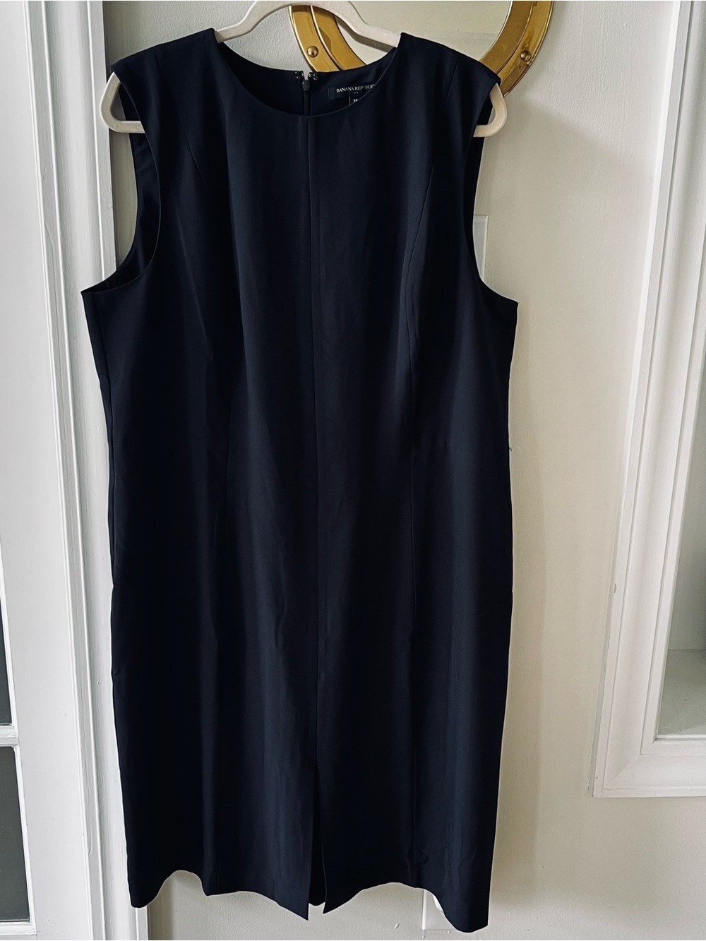 Banana Republic Black Sleeveless Midi Lined Dress